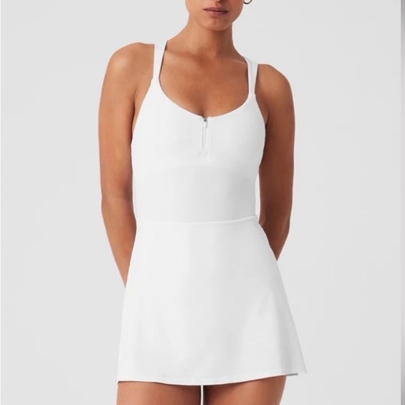 ALO Yoga Alosoft courtside tennis dress with half zip - Picture 1 of 8